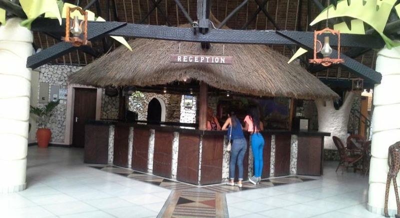 Bamburi Beach Hotel Exterior photo