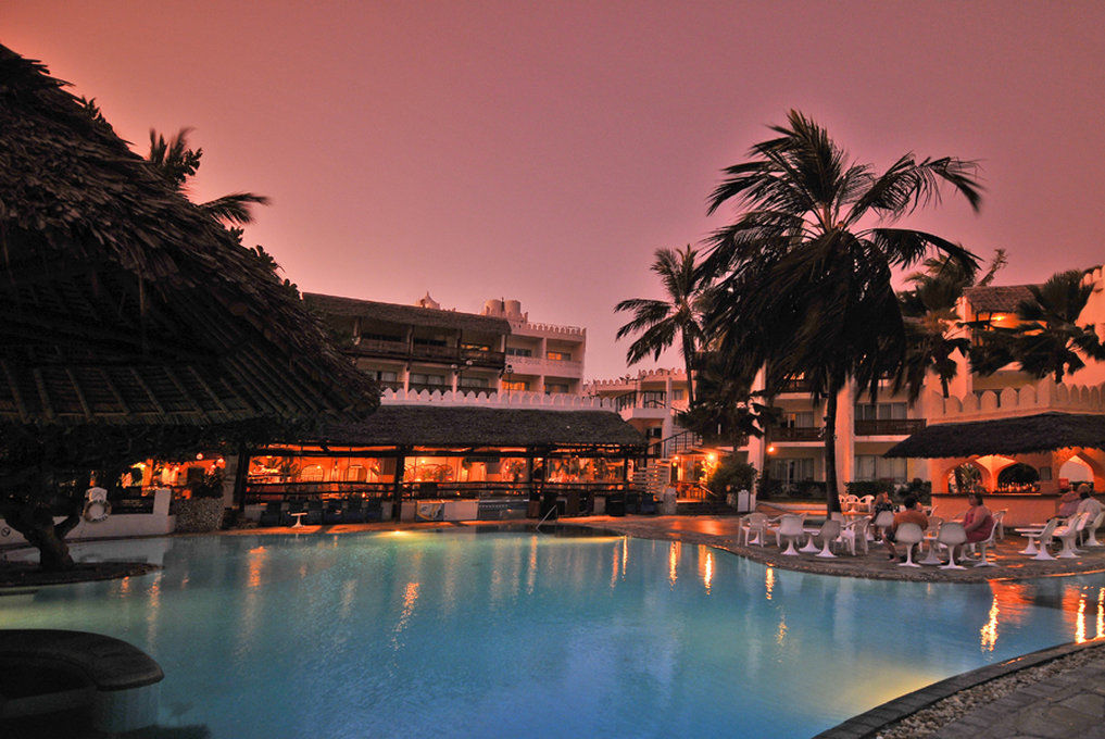 Bamburi Beach Hotel Exterior photo