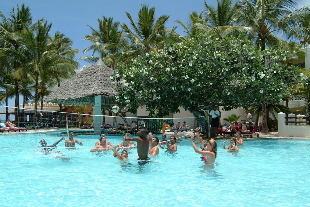 Bamburi Beach Hotel Exterior photo